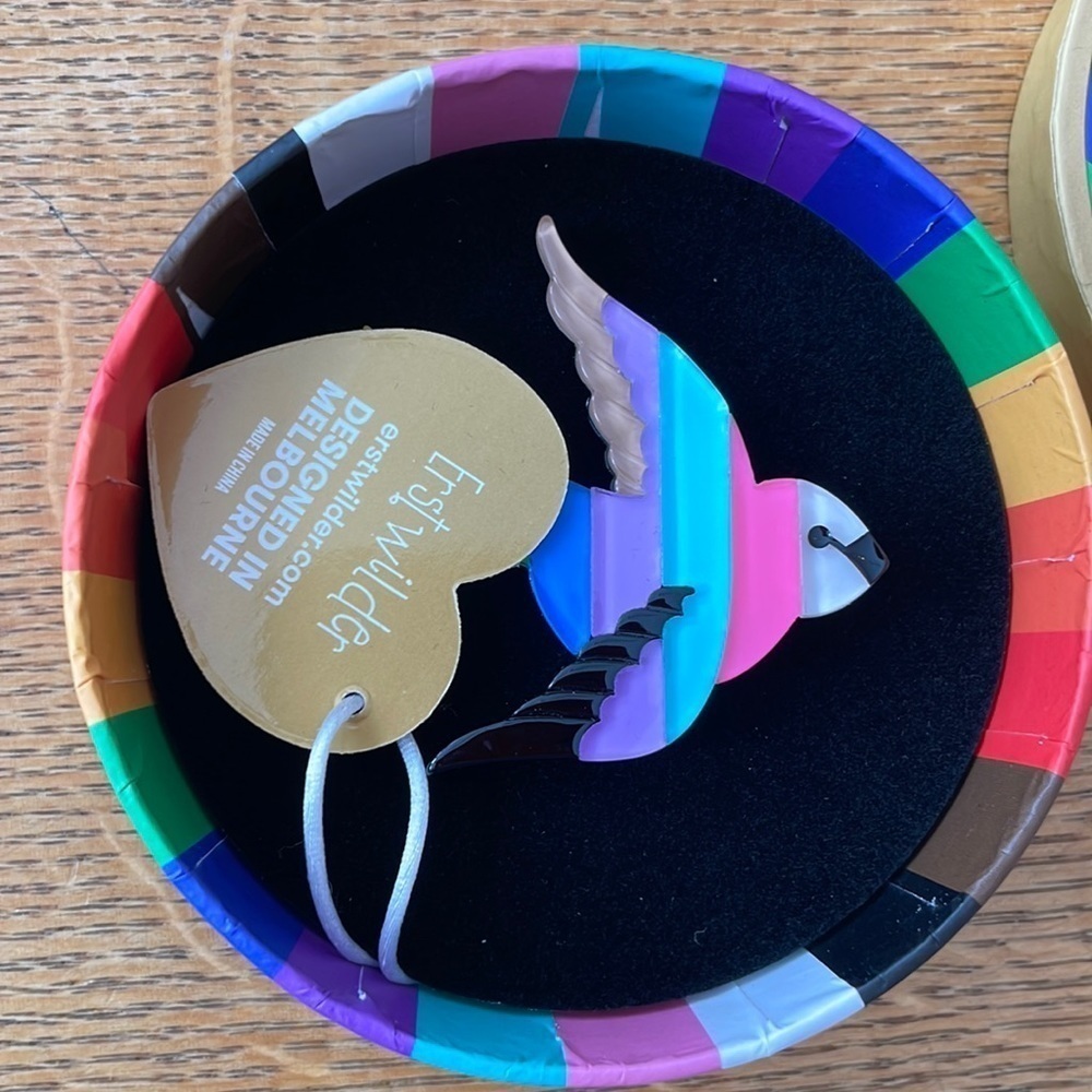NIB Erstwilder Bluebird of Happiness for All Brooch
